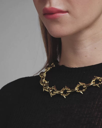Labyrinth necklace